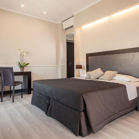 Nazionale 51 Group Bed & Breakfast Rome Bagian luar foto