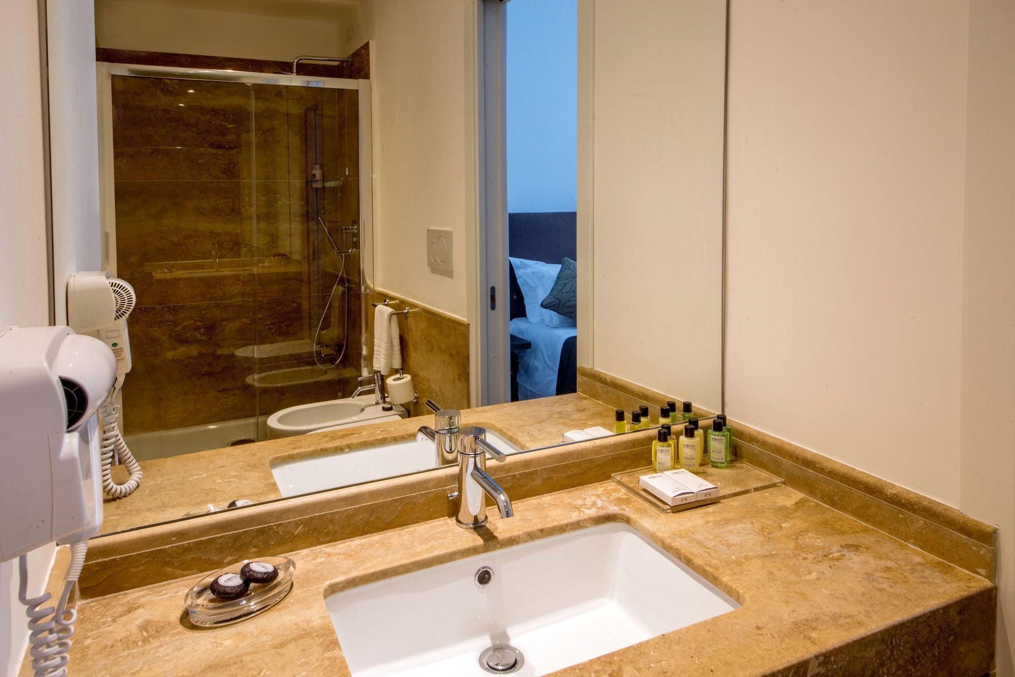Nazionale 51 Group Bed & Breakfast Rome Bagian luar foto