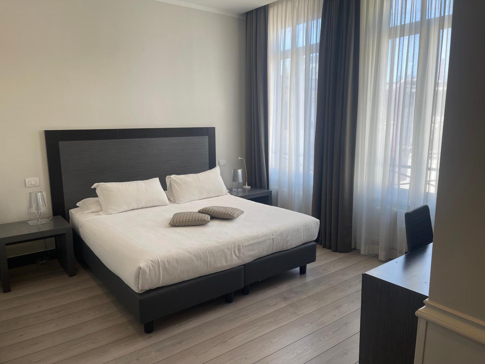 Nazionale 51 Group Bed & Breakfast Rome Bagian luar foto