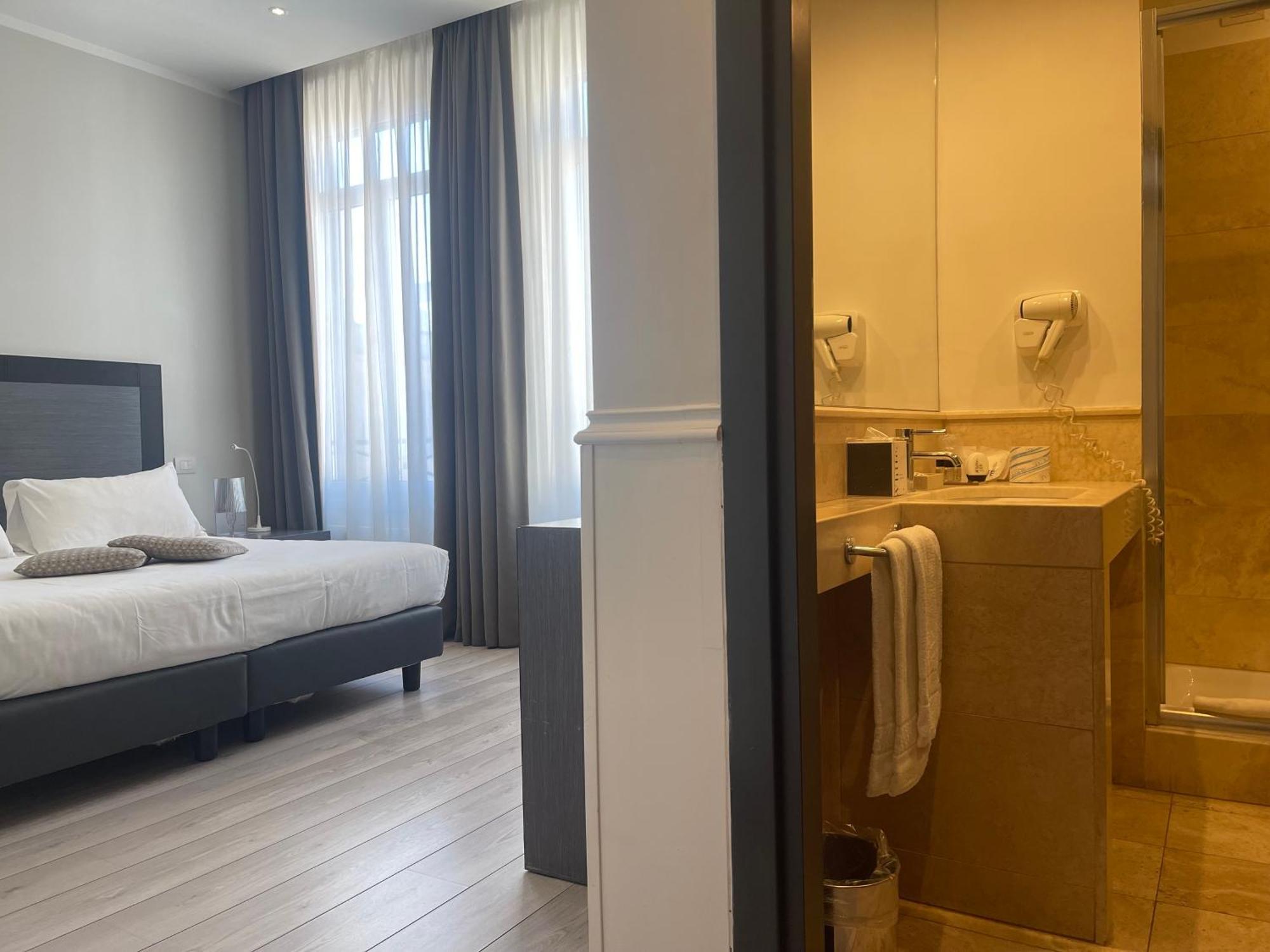 Nazionale 51 Group Bed & Breakfast Rome Bagian luar foto